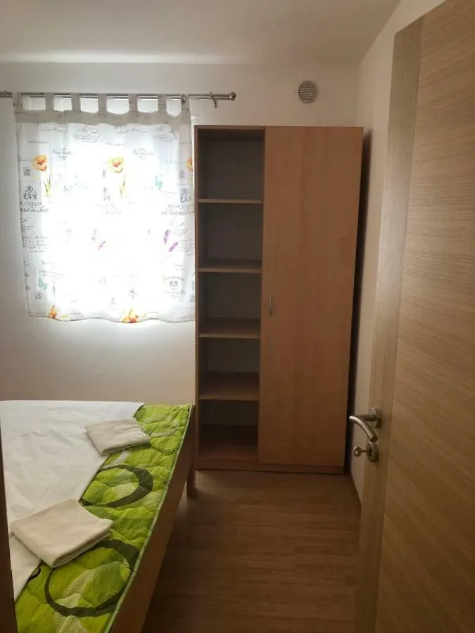 Apartment Apartmani Bau Bab Krusevo  Croatia